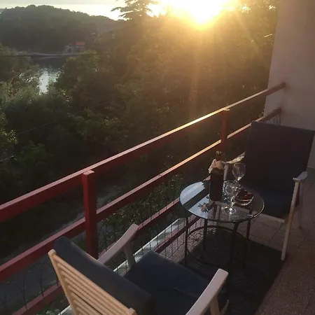 Cvenkica * Omišalj