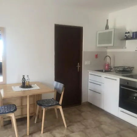 Cvenkica Apartment